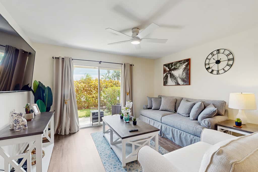Beautiful condo near beaches and activities with pool access and golf course view