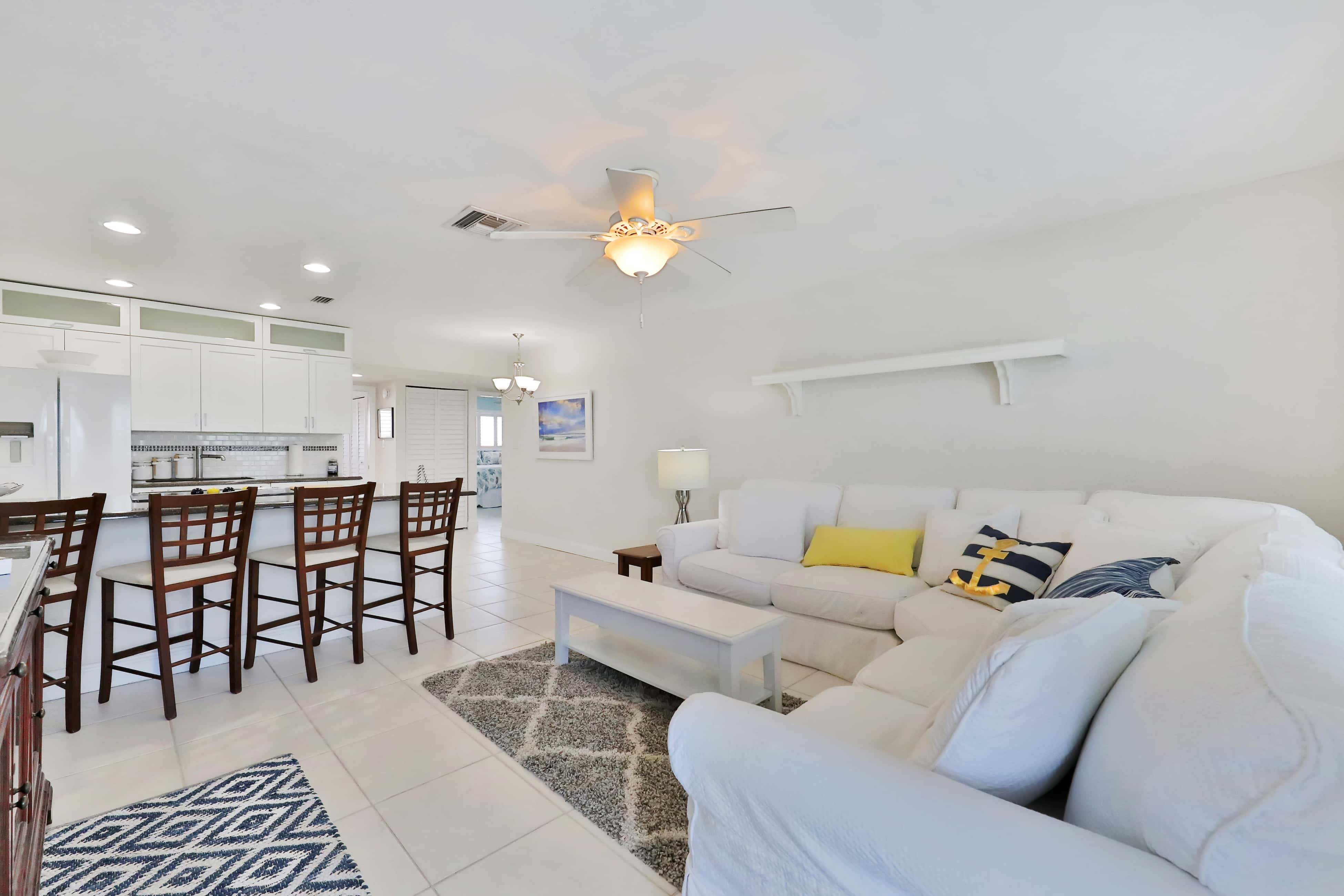 Bright Gulf front condo just steps from the beach