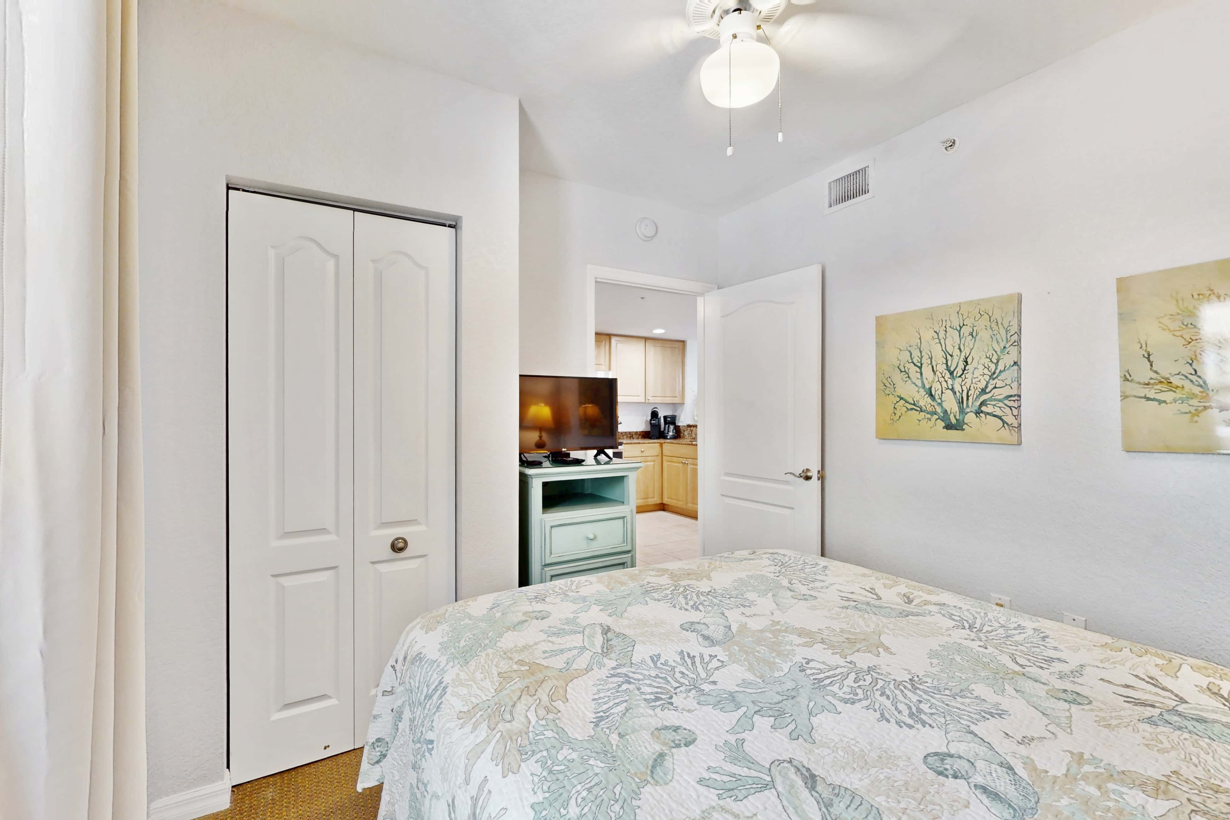 Second floor condo with beach access balcony pool hot tubs and ping pong