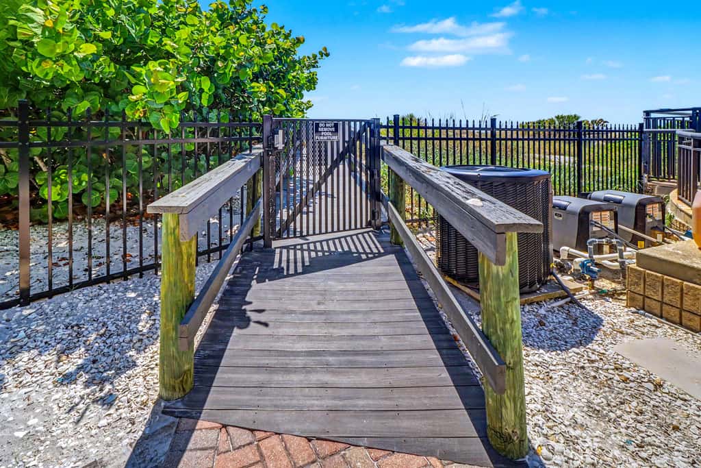 Beachfront St. Pete Condo w/ Heated Pool & Balcony