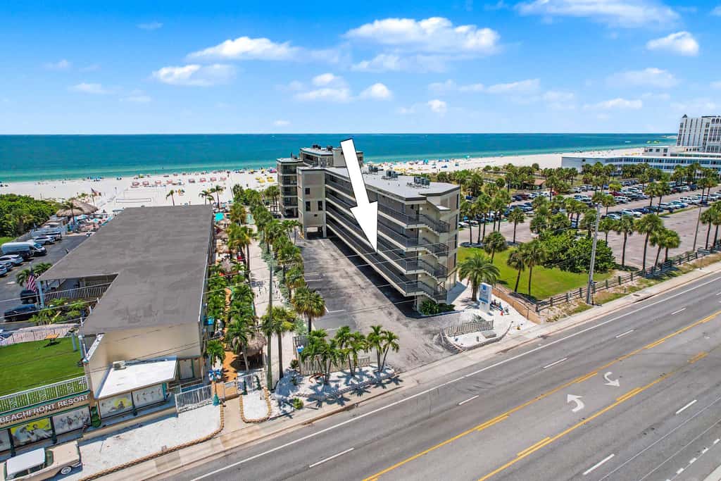 Beachfront St. Pete Condo w/ Heated Pool & Balcony