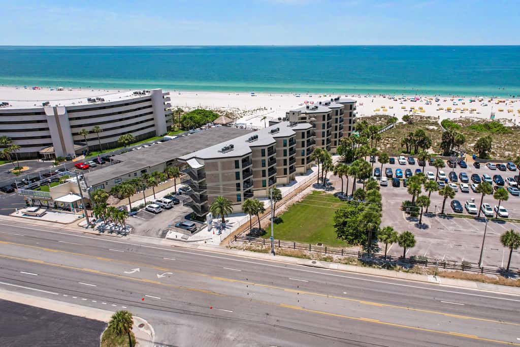 Beachfront St. Pete Condo w/ Heated Pool & Balcony