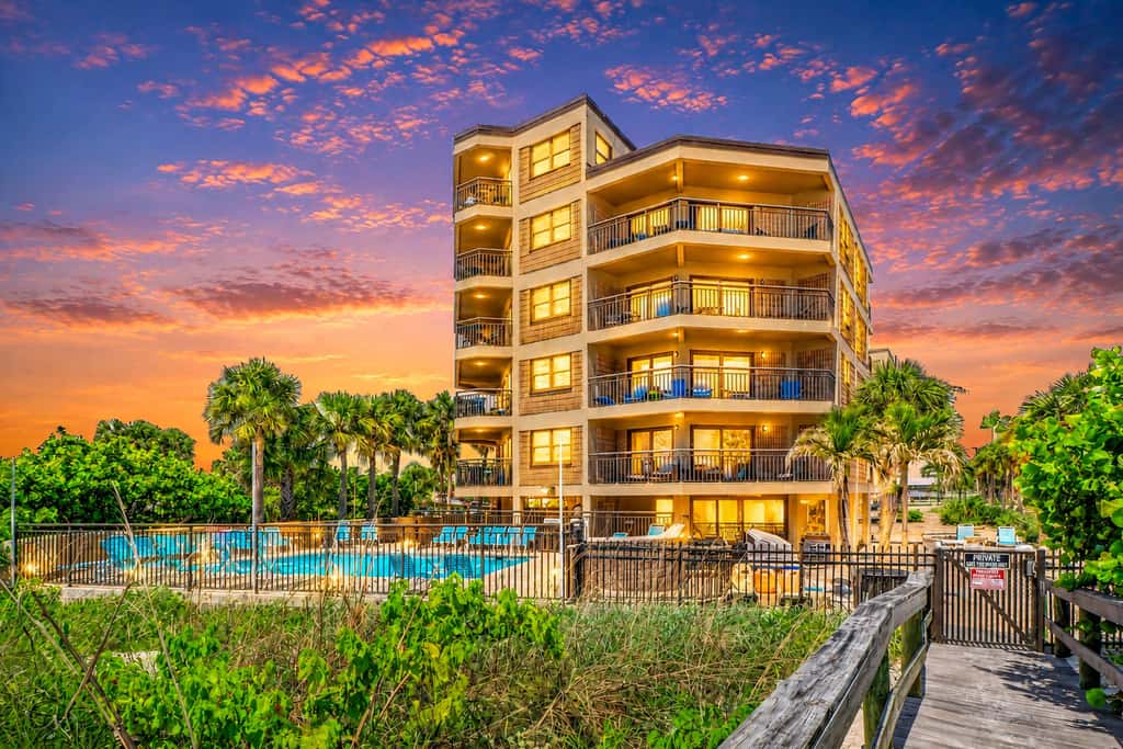 Beachfront St. Pete Condo w/ Heated Pool & Balcony