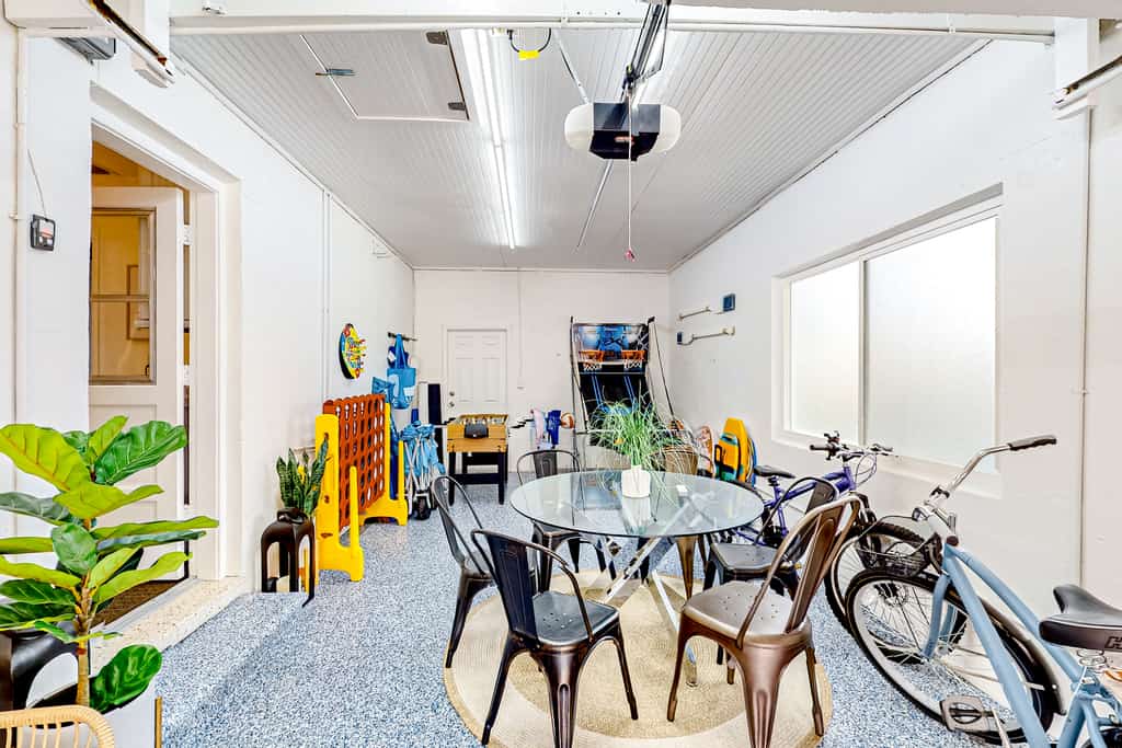 The Sunset House