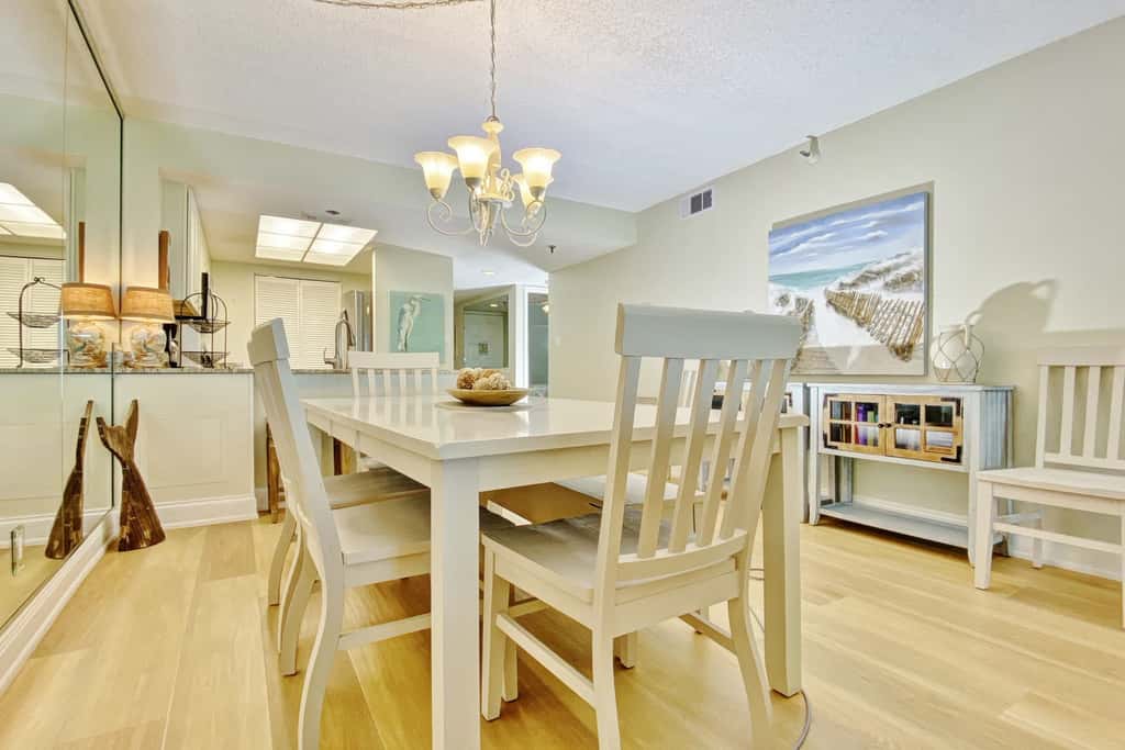 Peaceful Beachfront Escape w/Private Balcony, Heated pool & Spa
