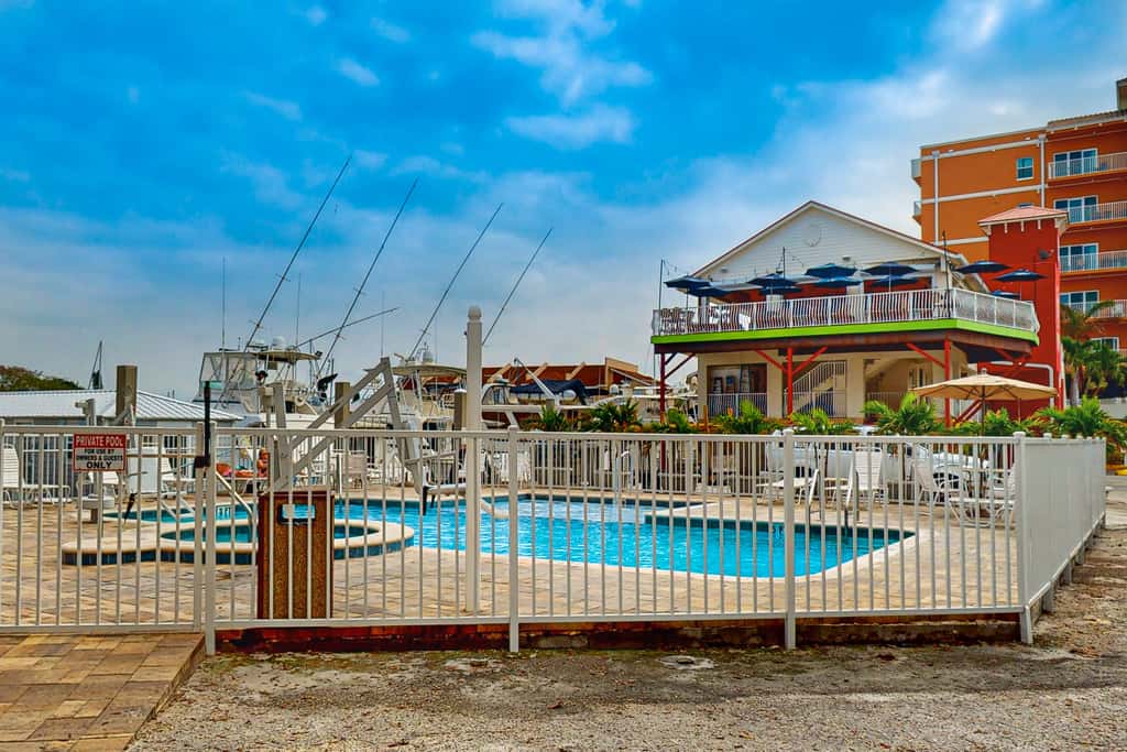 Intracoastal view condo with pool hot tub and marina access walk to beach
