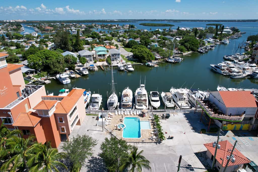 Intracoastal view condo with pool hot tub and marina access walk to beach
