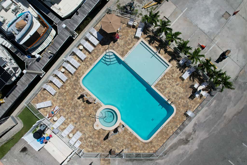 Intracoastal view condo with pool hot tub and marina access walk to beach