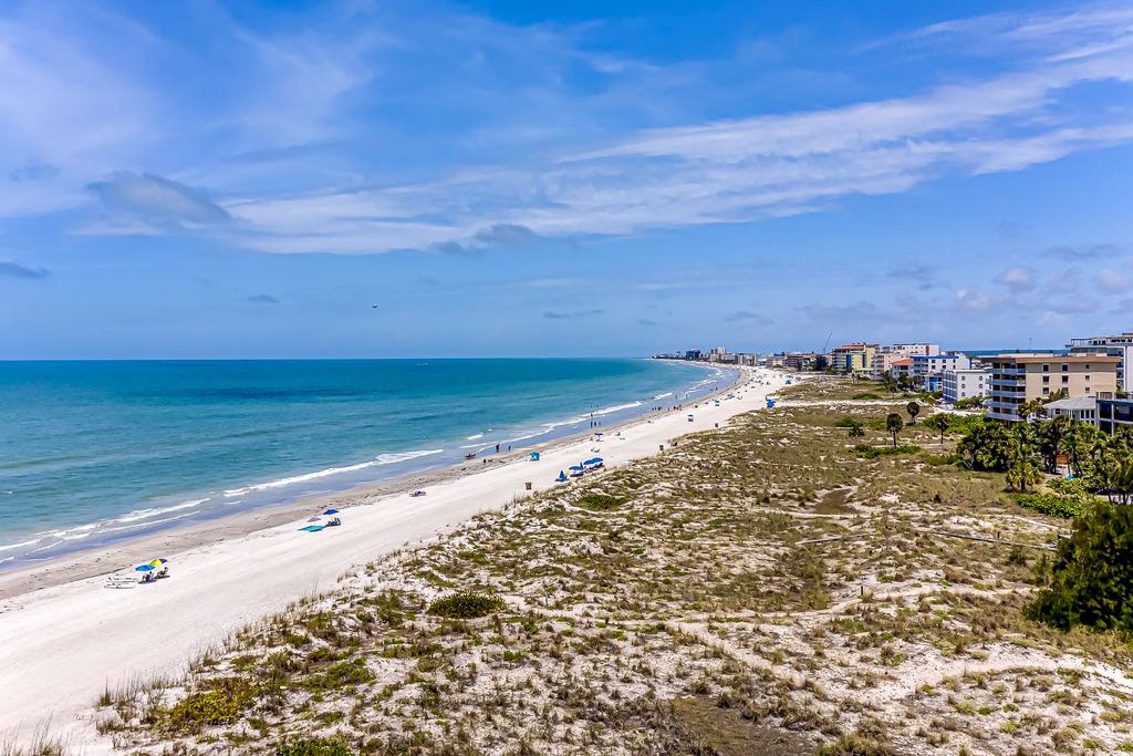 Gulf front getaway with sunset view balcony beachfront pool and easy beach access