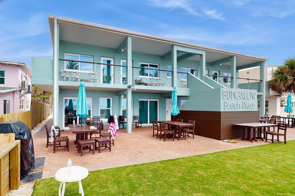 Bungalow Beach Place 1