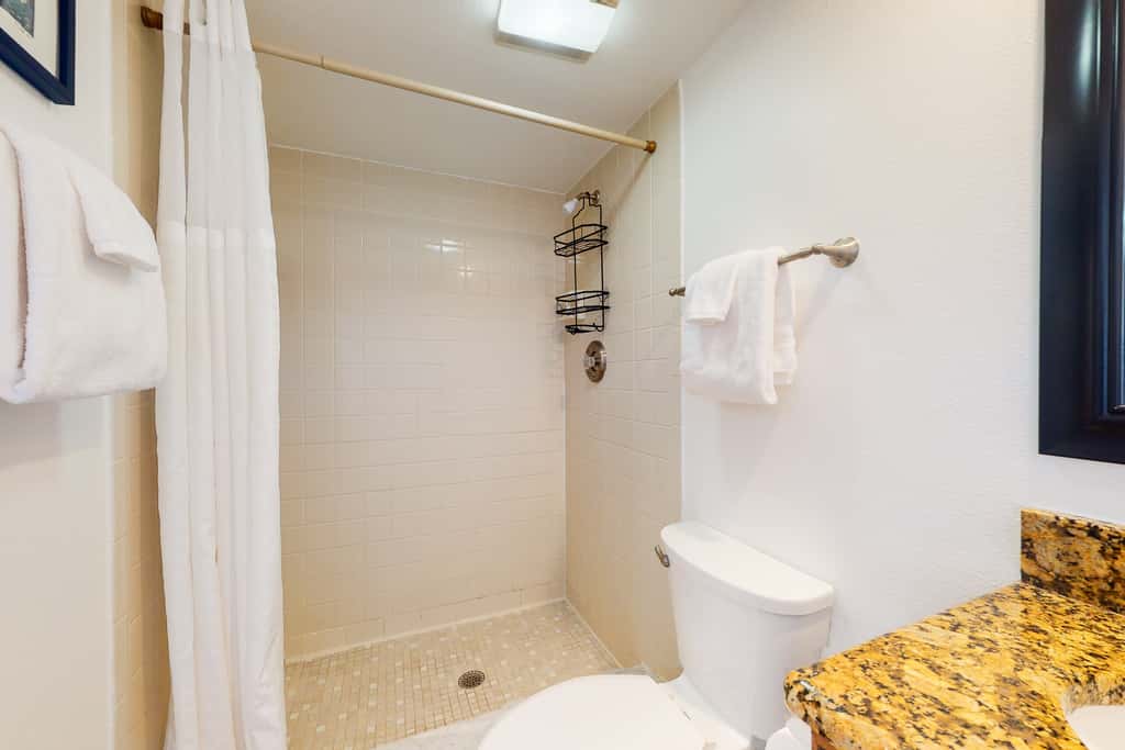 Beach condo with amazing views heated pool hot tub central AC and WD