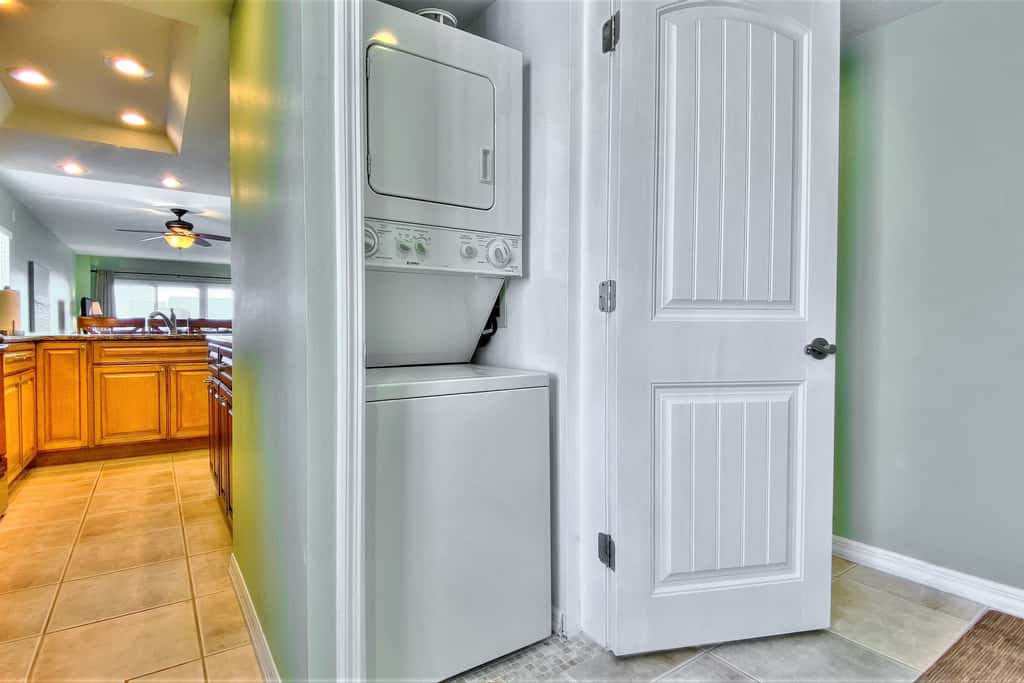Beach condo with amazing views heated pool hot tub central AC and WD