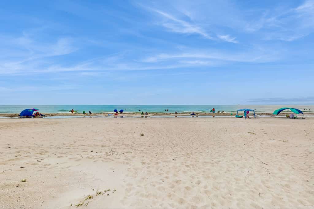 Bungalow Beach Place 5