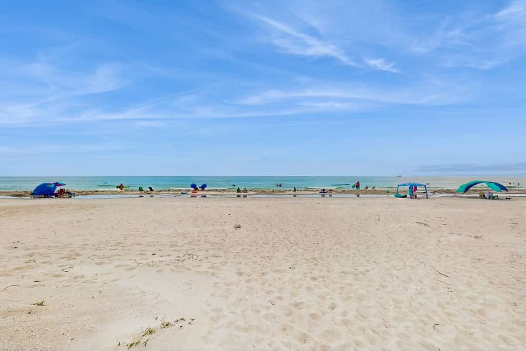 Bungalow Beach Place 6