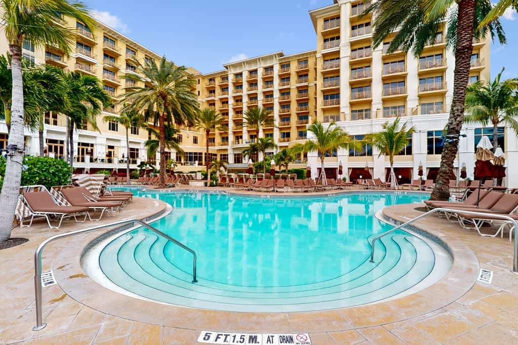 Sandpearl 757 / King Suite / Standard View