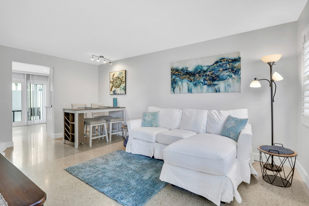 Coastal Dunedin Duplex | Beach, Trail & Marina