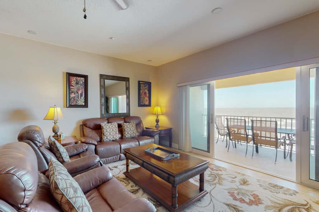 Welcoming Gulf front condo with pool and hot tub direct beach access