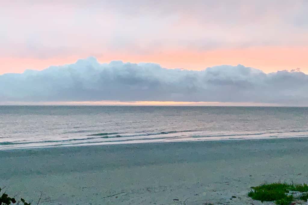 Beachfront corner condo with pool and hot tub easy access to dining
