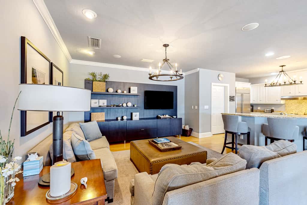 Dog Friendly Retreat w/Bay Views, Pool, Spa & Onsite Marina