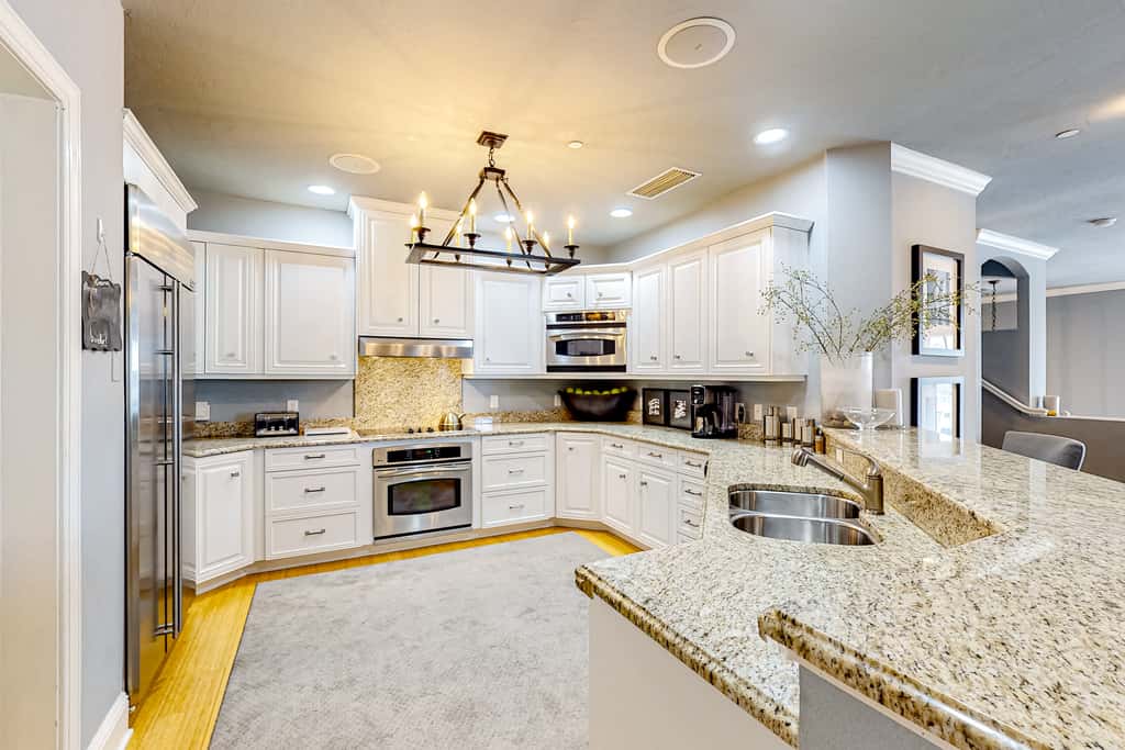 Dog Friendly Retreat w/Bay Views, Pool, Spa & Onsite Marina