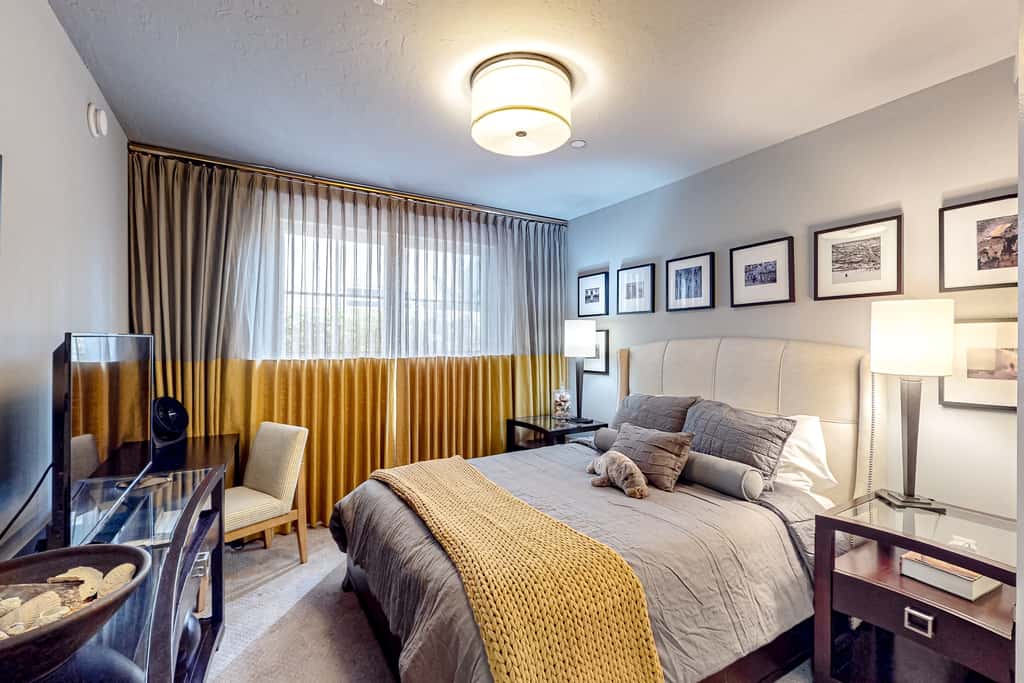 Dog Friendly Retreat w/Bay Views, Pool, Spa & Onsite Marina