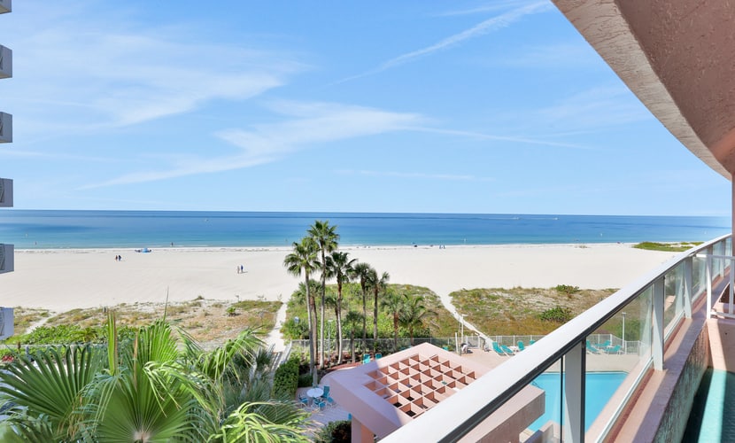 Crescent Beach Club