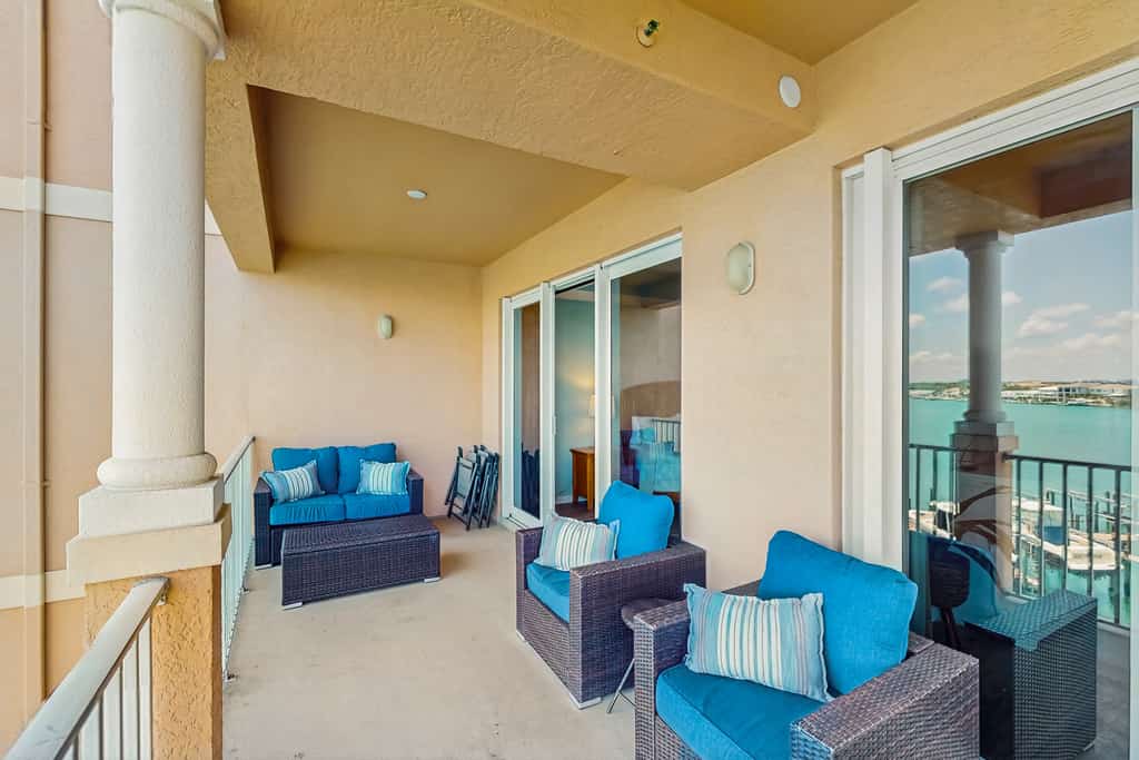 Harborview Grande