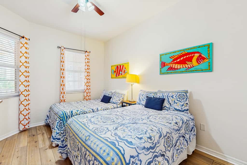 Dog friendly bayfront 4th floor condo with bay views heated pool and spa WD