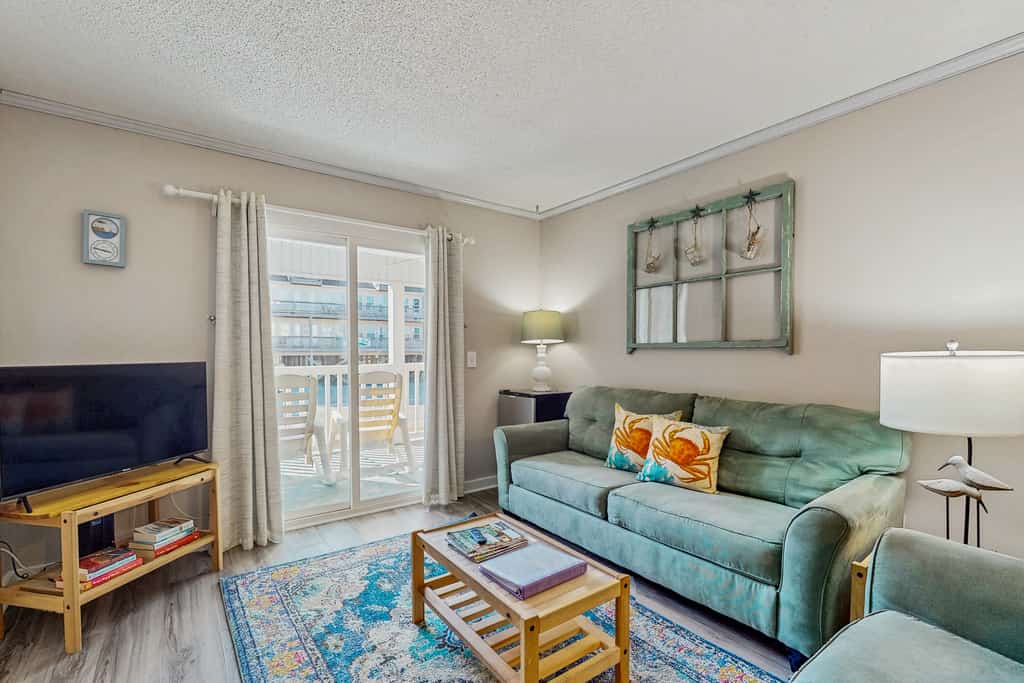 Sandvillas C1: 2nd-Floor | Balcony | Pool