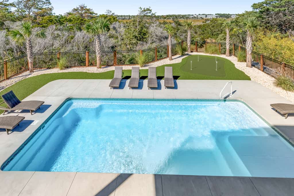 Playin' Hooky Too!-  amazing views, pool