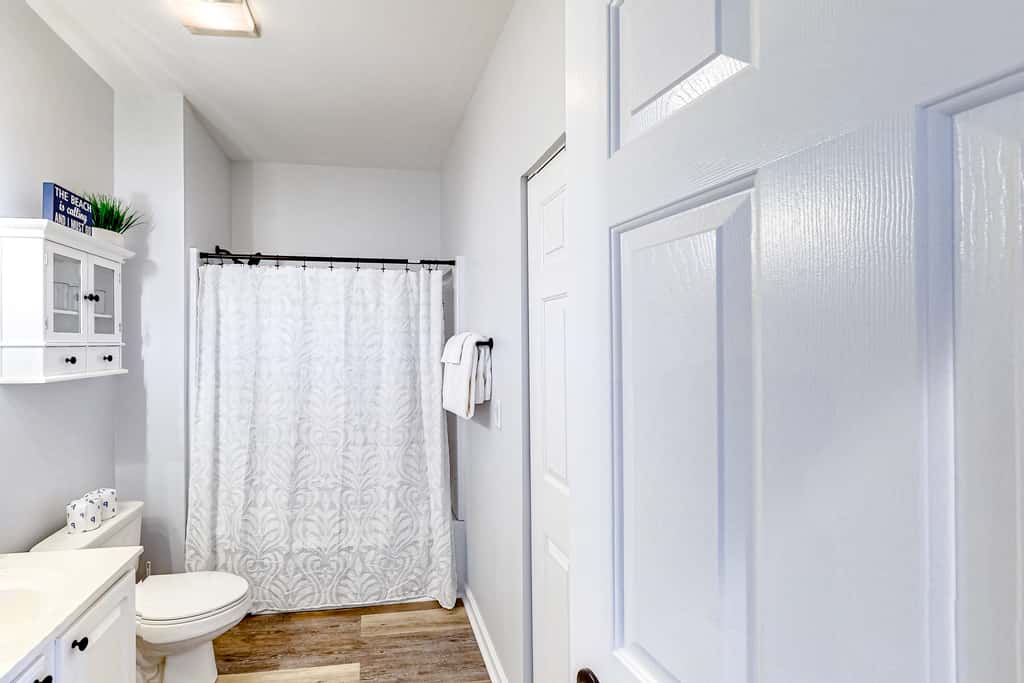 SB40  Family Tides - Sandpiper Bay