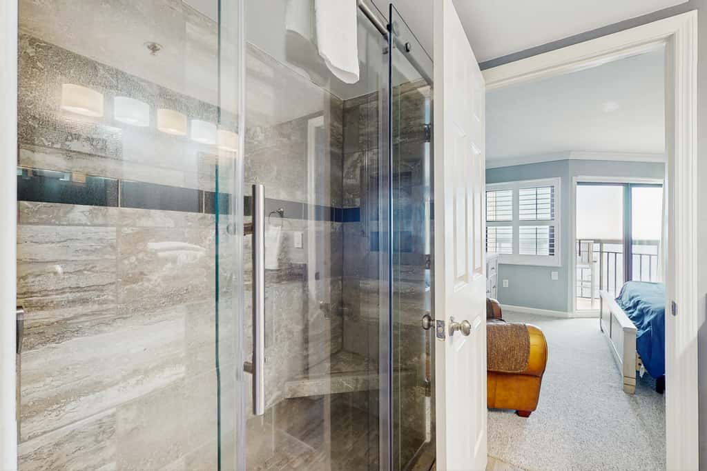 OIB74 Kat Cove 2