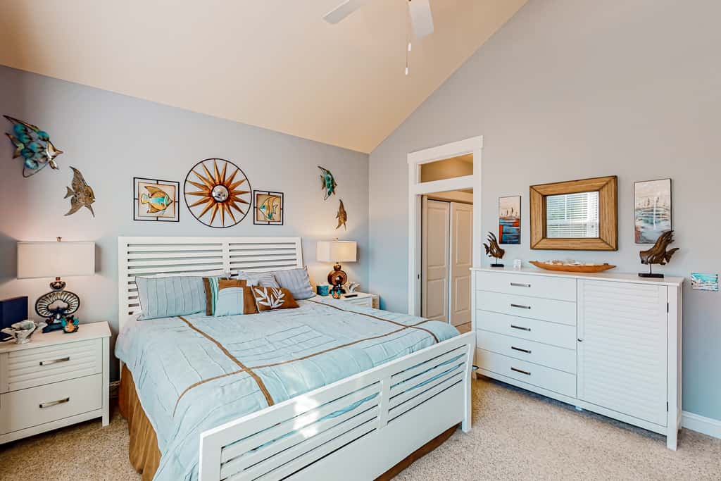 STJ14 Beach Cove Charmer