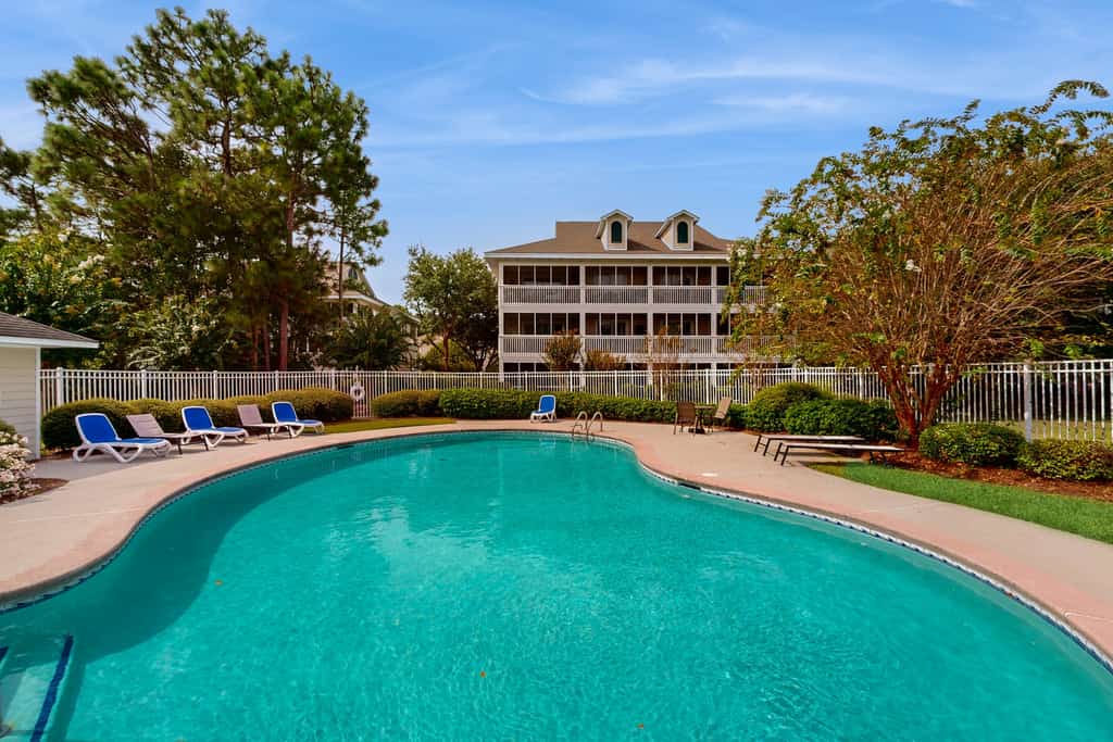 STJ22 A&B: Coastal Condo with golf course view and shared pool access