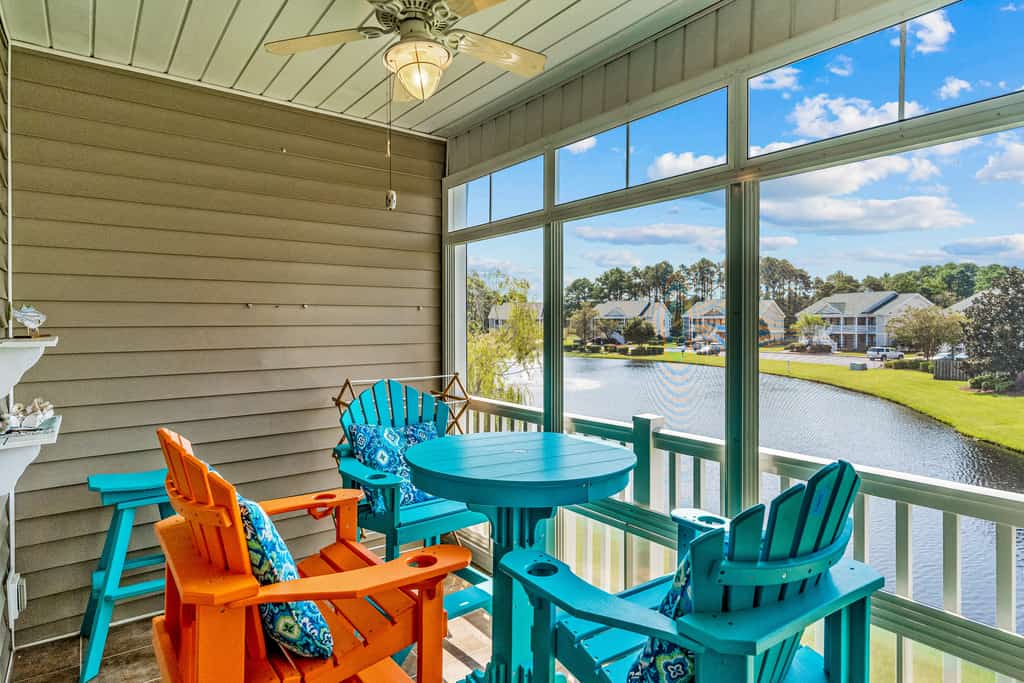 Coral Reef Retreat: Dog Friendly w/Water Views