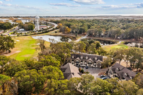 Clubhouse Villa 3BR: Close to golf and beach