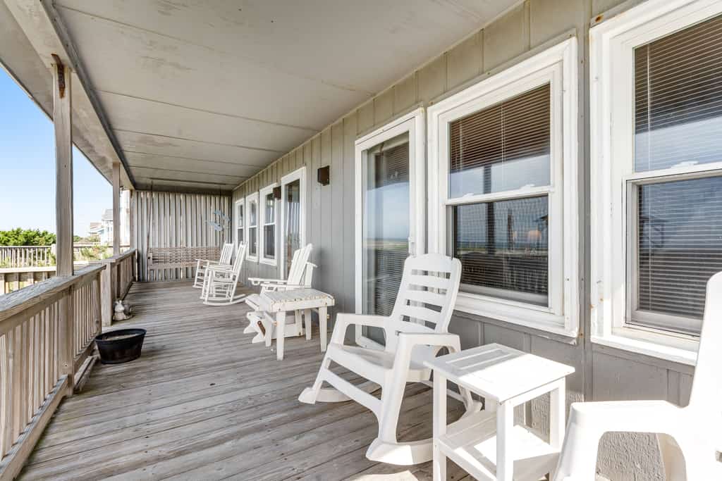 Fantastic Oceanfront Getaway w/ Patio, Deck, WiFi, Central AC, and Private W/D