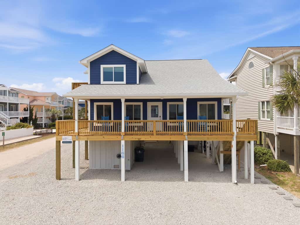 Updated West End home with fenced backyard & direct beach access - dog-friendly