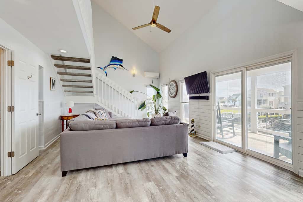 HB305 Sunstorm Holden Beach