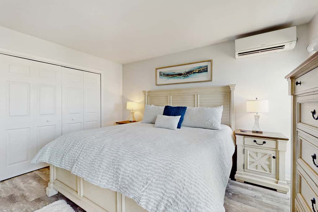 HB305 Sunstorm Holden Beach