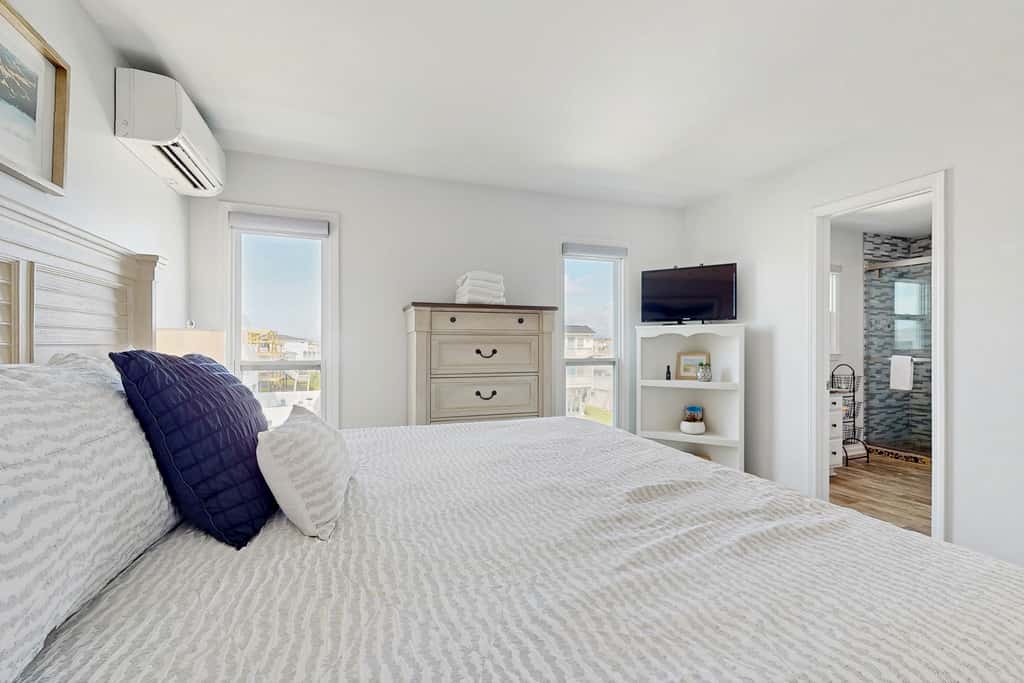 HB305 Sunstorm Holden Beach