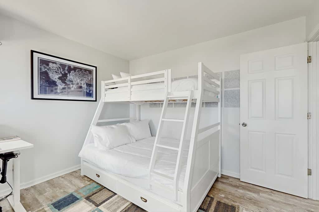 HB305 Sunstorm Holden Beach