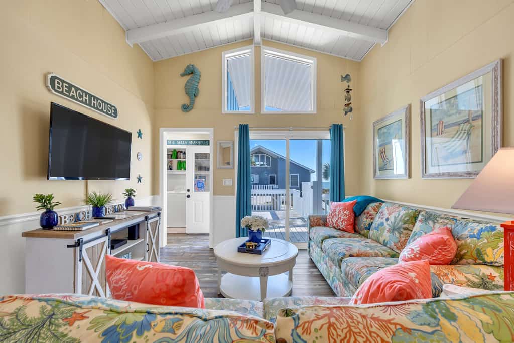 Starfish Cottage | Private Pool & Ocean Views | Stroll 1 Minute to Beach