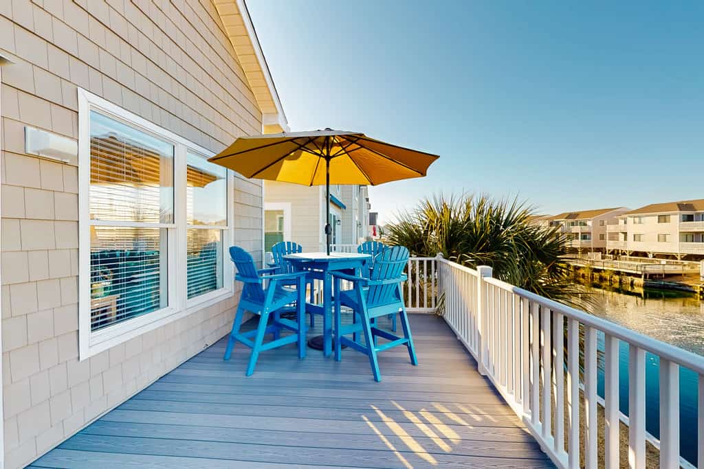 The Suncatcher: Water-View | Pools | Docks