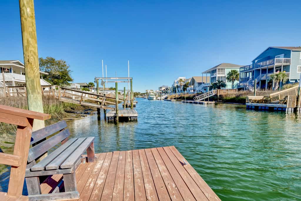 Isle Flipper: Waterview, Dog-Friendly, Dock