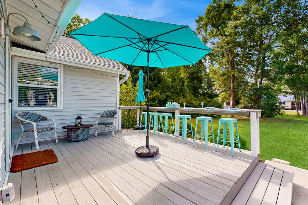 Gone Intracoastal: Dog Friendly, Fenced Yard