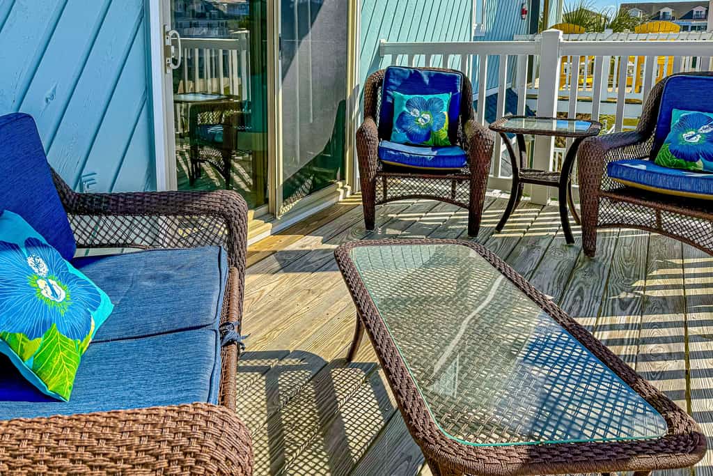 The Turquoise Pearl: Waterfront, pool, dock access