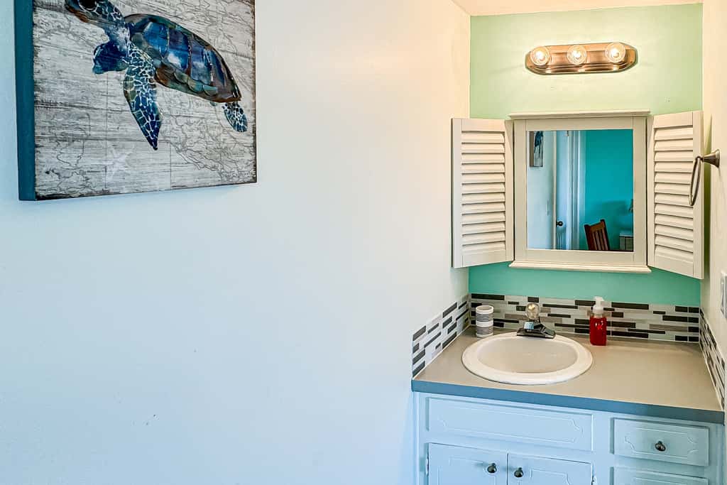 OIB57 The Turquoise Pearl