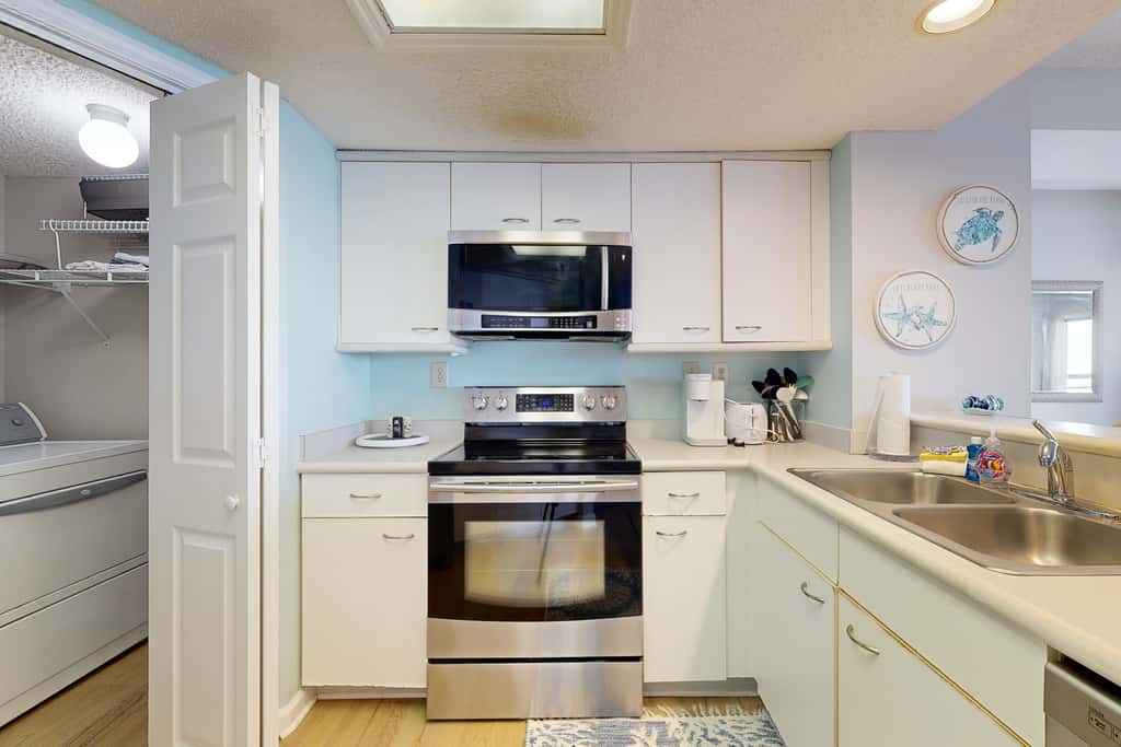 OIB73 Kat Cove 1