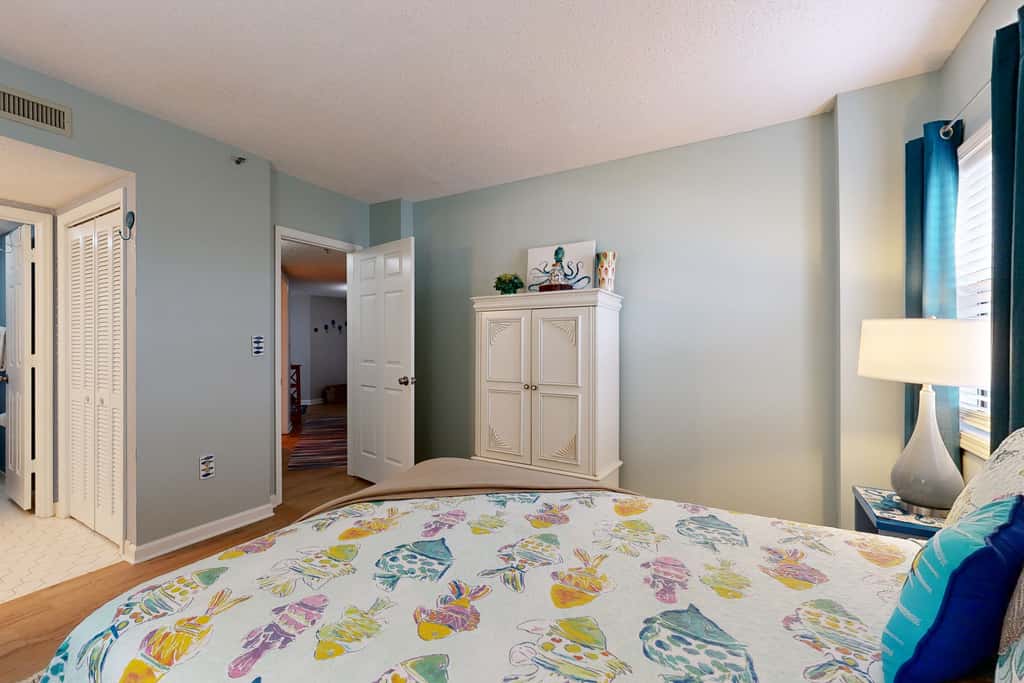 OIB73 Kat Cove 1